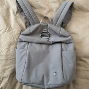 Pacsafe CX Anti-Theft 8L Backpack Petite in Gravity Gray